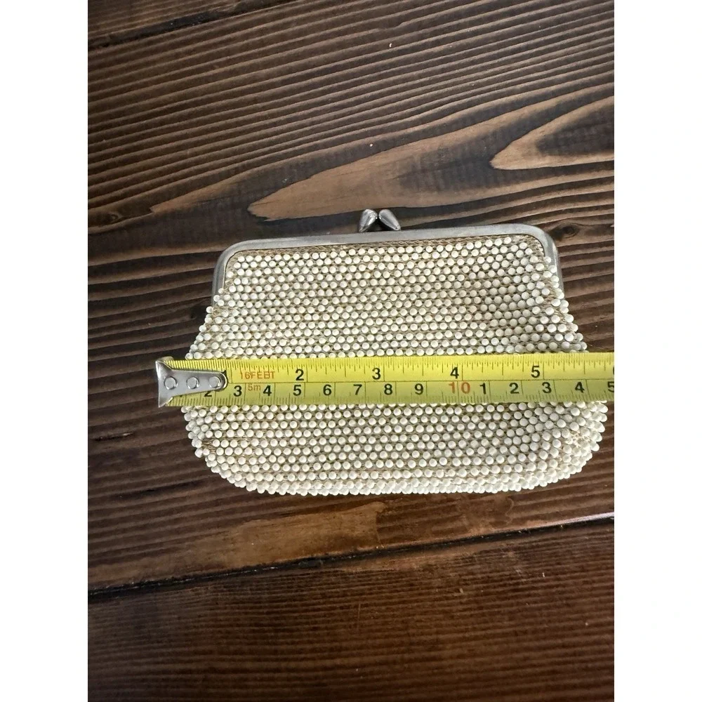 vintage St. Thomas white plastic mesh‎ Coin clutch Purse change wallet